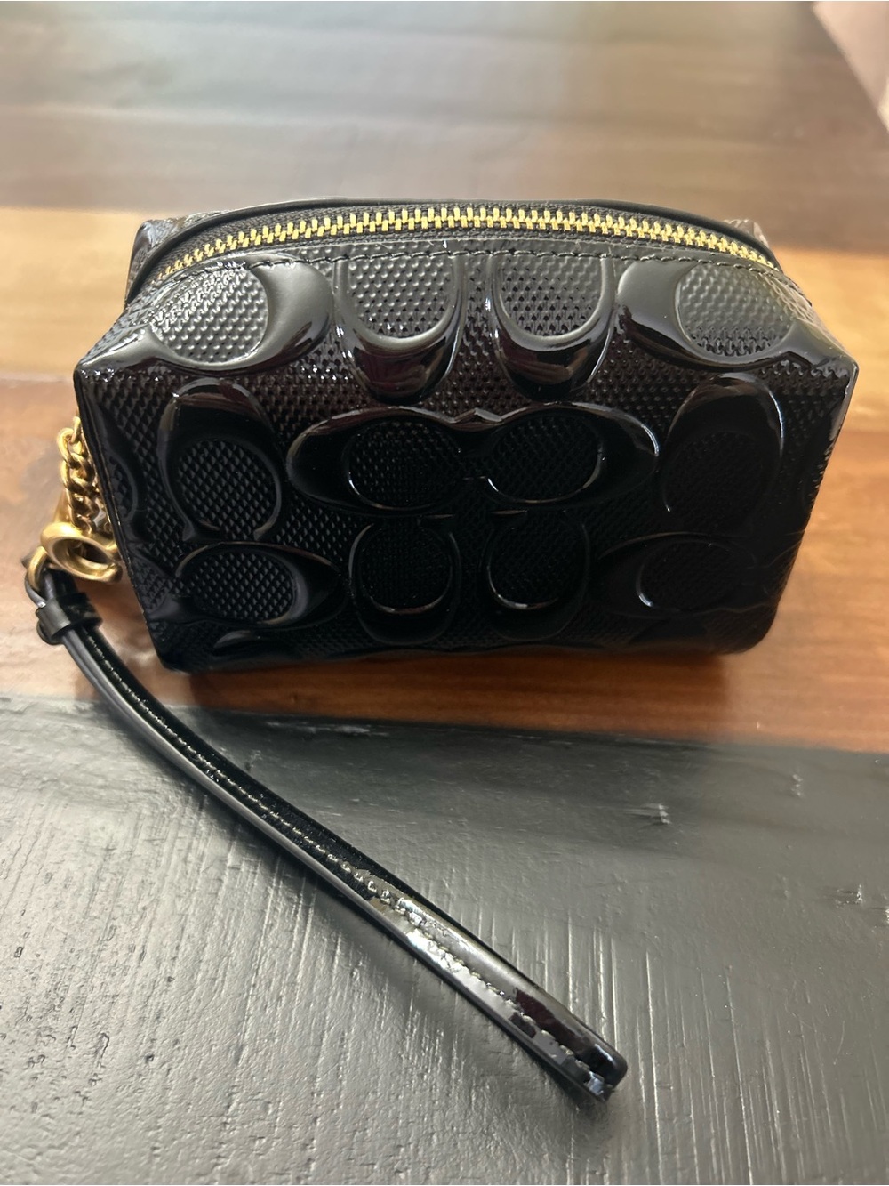 Coach Pearalized Patent Leather Black Mini Cosmetic Pouch Boxed Essential CCD43B
